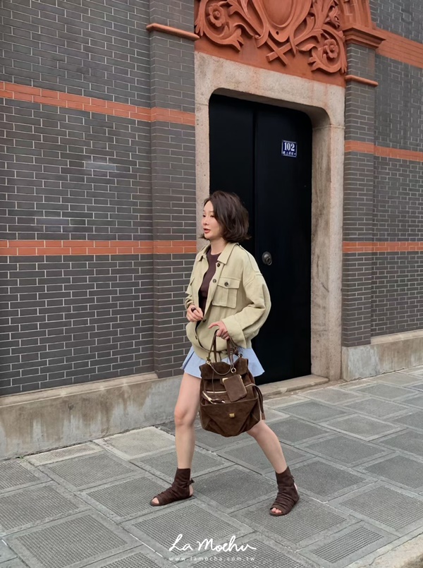 雙口袋圓釦風衣外套